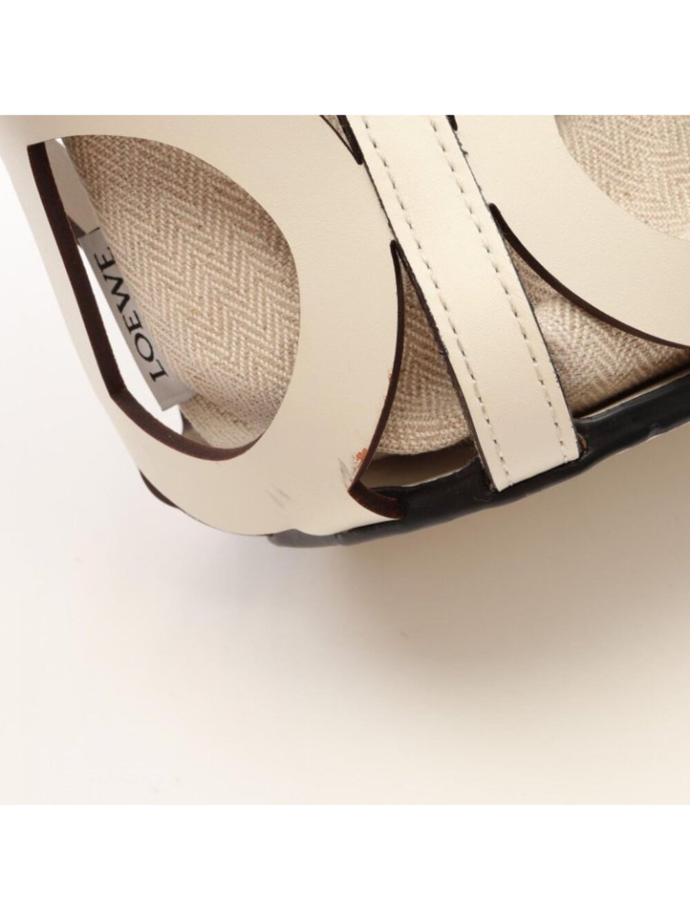 Loewe Tote Bag Anagram Cutout White Natural Leather - Picture 5 of 11